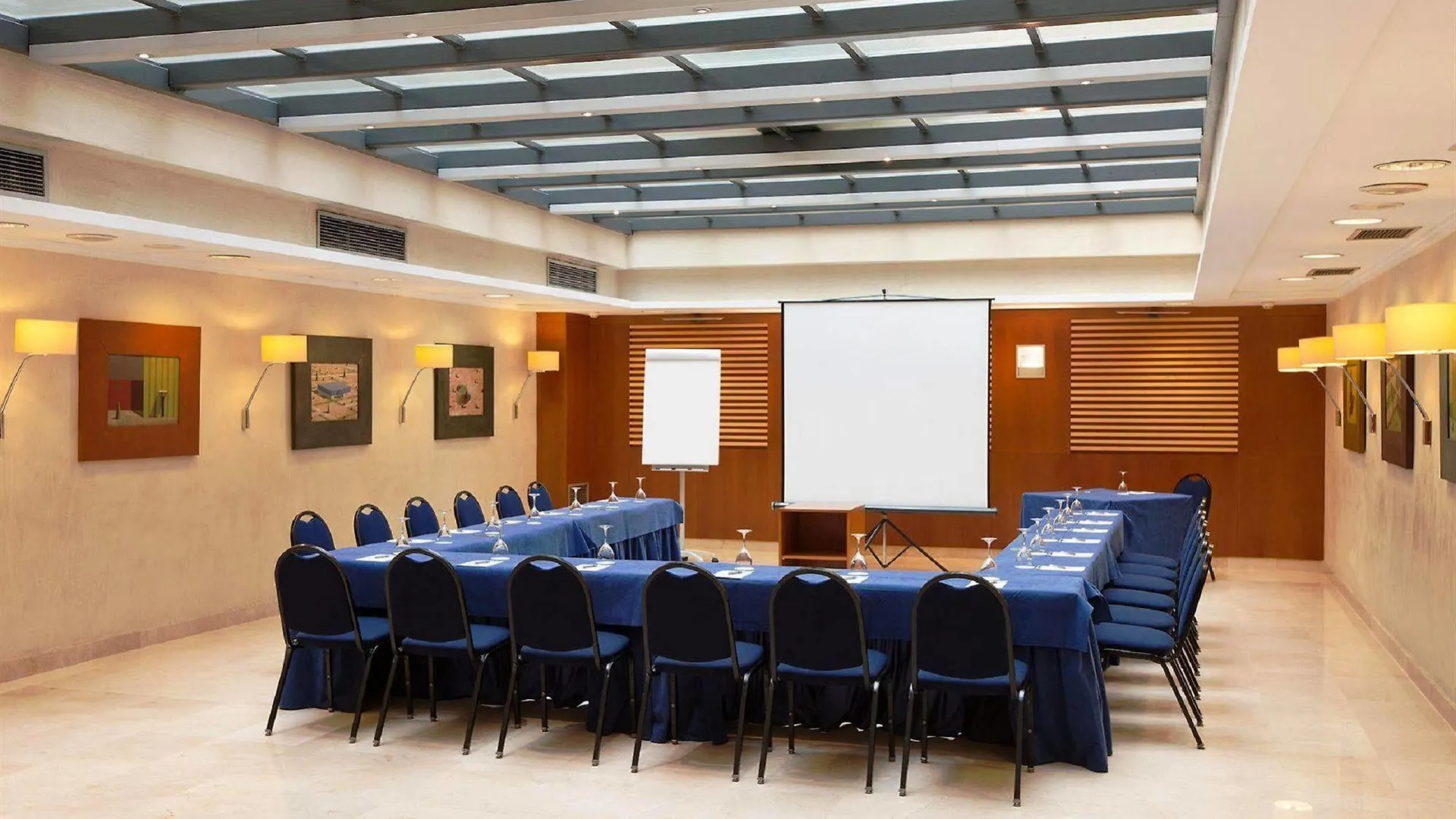 Sercotel Cornella Barcelona Cornellà de Llobregat 3*,
