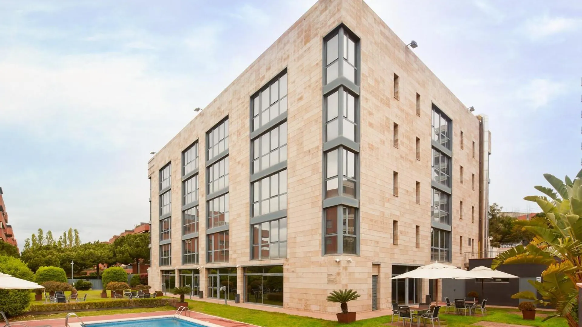 Sercotel Cornella Barcelona Корнелья де Лиобрегат 3*,